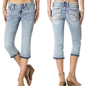 Light Blue Rock Revival Capri Jeans Size 27 NWT
